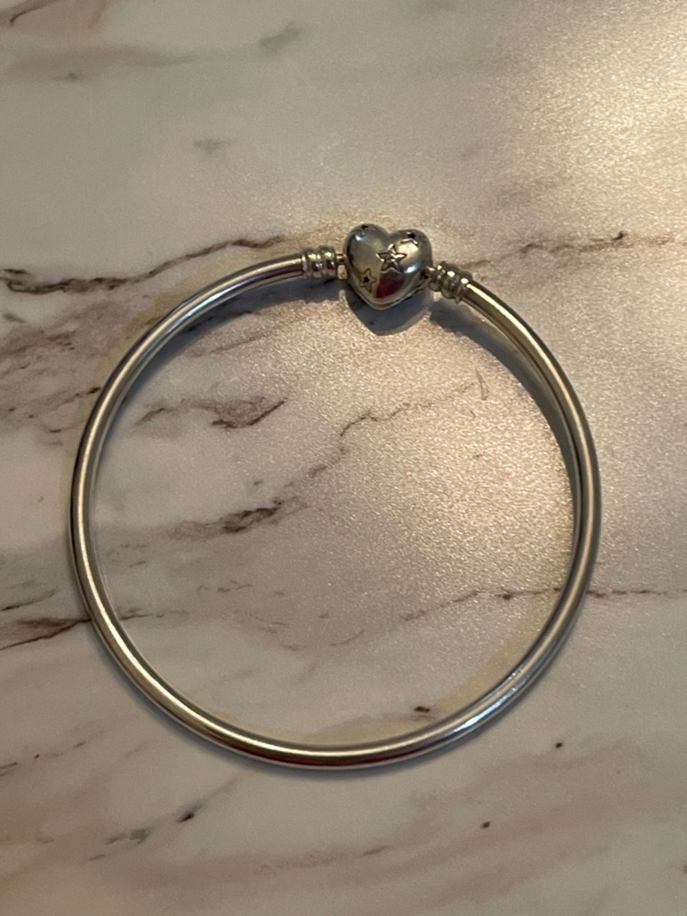 💯% Authentic Pandora Celestial Heart Clasp Bangle size 19cm (Large) - Picture 4 of 10